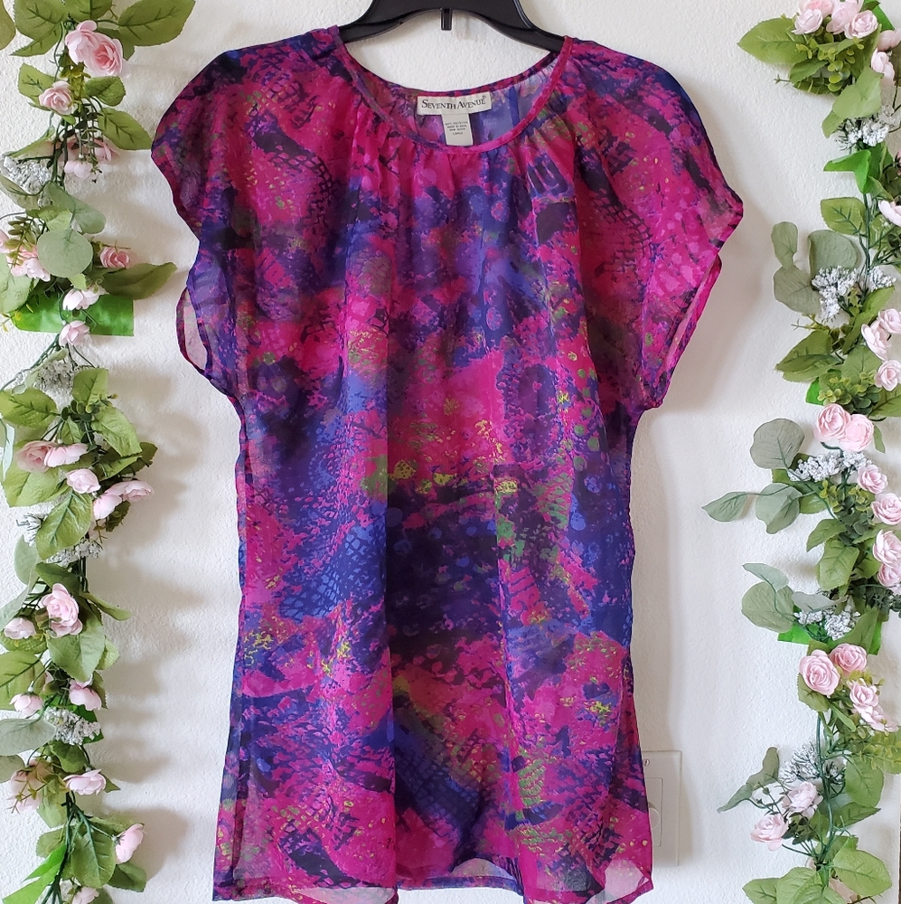NWOT Seven Avenue - See-through Style Top